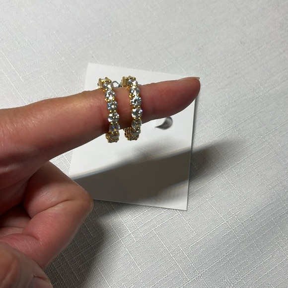 NEW Michael Kors Hoop Earrings. Gold tone. Crystals. Box included - Picture 10 of 13